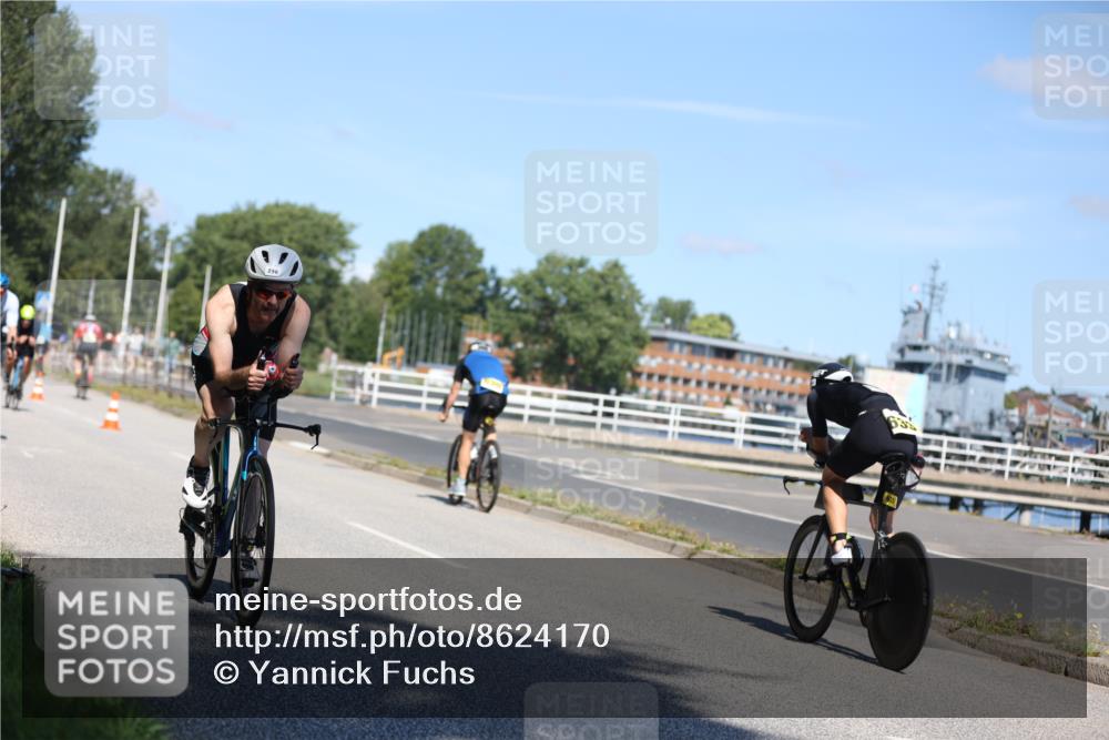 17.08.2025 - KN Förde Triathlon 2025 Yannick Fuchs http://msf.ph/oto/8624170 17.08.2025 11:25:37 Radfahren 288, 296, 307, 349, 372, 610, 633, 261, 285, 295, 617, 629, 630, 632 meine-sportfotos.de