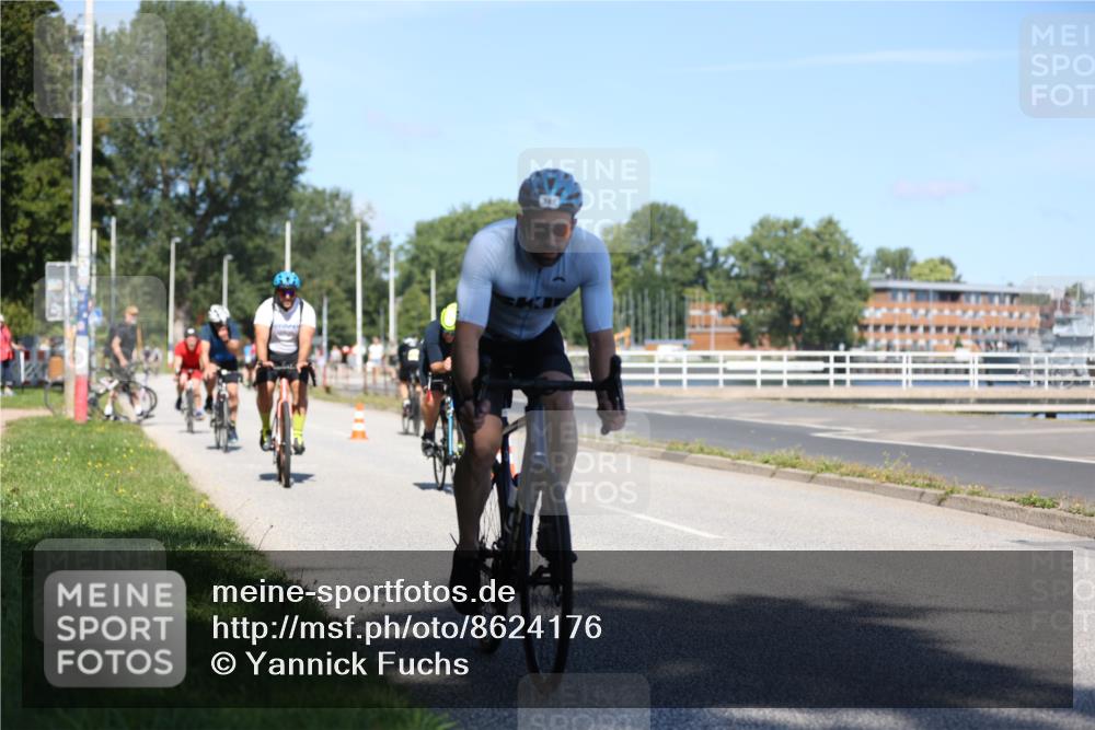 17.08.2025 - KN Förde Triathlon 2025 Yannick Fuchs http://msf.ph/oto/8624176 17.08.2025 11:25:39 Radfahren 288, 296, 307, 349, 372, 610, 617, 629, 630, 632, 633 meine-sportfotos.de