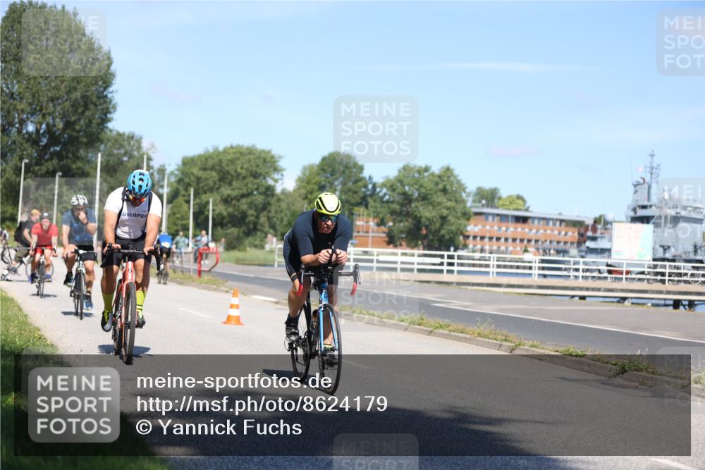 17.08.2025 - KN Förde Triathlon 2025 Yannick Fuchs http://msf.ph/oto/8624179 17.08.2025 11:25:39 Radfahren 288, 296, 307, 349, 372, 610, 617, 629, 630, 632, 633 meine-sportfotos.de