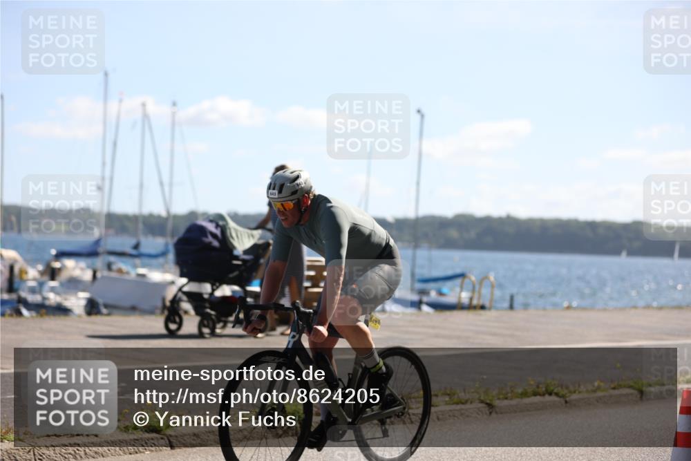 17.08.2025 - KN Förde Triathlon 2025 Yannick Fuchs http://msf.ph/oto/8624205 17.08.2025 11:25:53 Radfahren 310, 345, 351, 353, 354, 361, 368, 612, 614, 619, 622, 643, 332, 351, 622, 642 meine-sportfotos.de