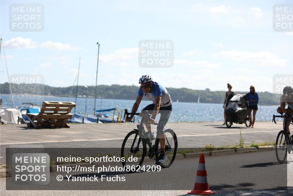 17.08.2025 - KN Förde Triathlon 2025 Yannick Fuchs http://msf.ph/oto/8624209 17.08.2025 11:25:55 Radfahren 310, 345, 353, 354, 361, 368, 612, 614, 619, 623, 643, 332, 351, 622, 642 meine-sportfotos.de