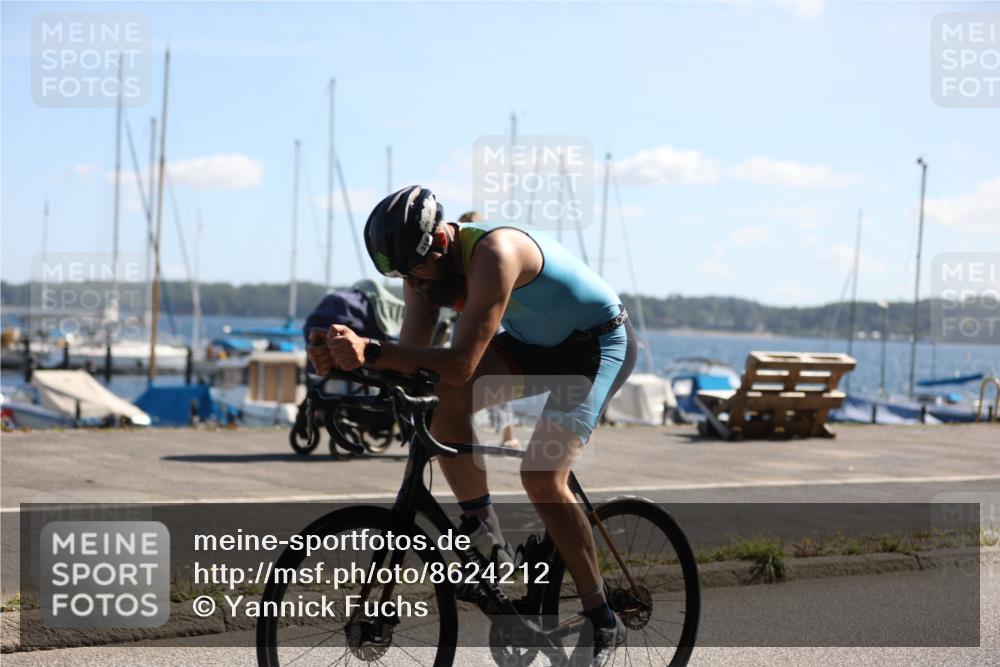 17.08.2025 - KN Förde Triathlon 2025 Yannick Fuchs http://msf.ph/oto/8624212 17.08.2025 11:25:56 Radfahren 310, 345, 353, 354, 361, 368, 612, 614, 619, 623, 643, 332, 351, 353, 622, 642, 643 meine-sportfotos.de