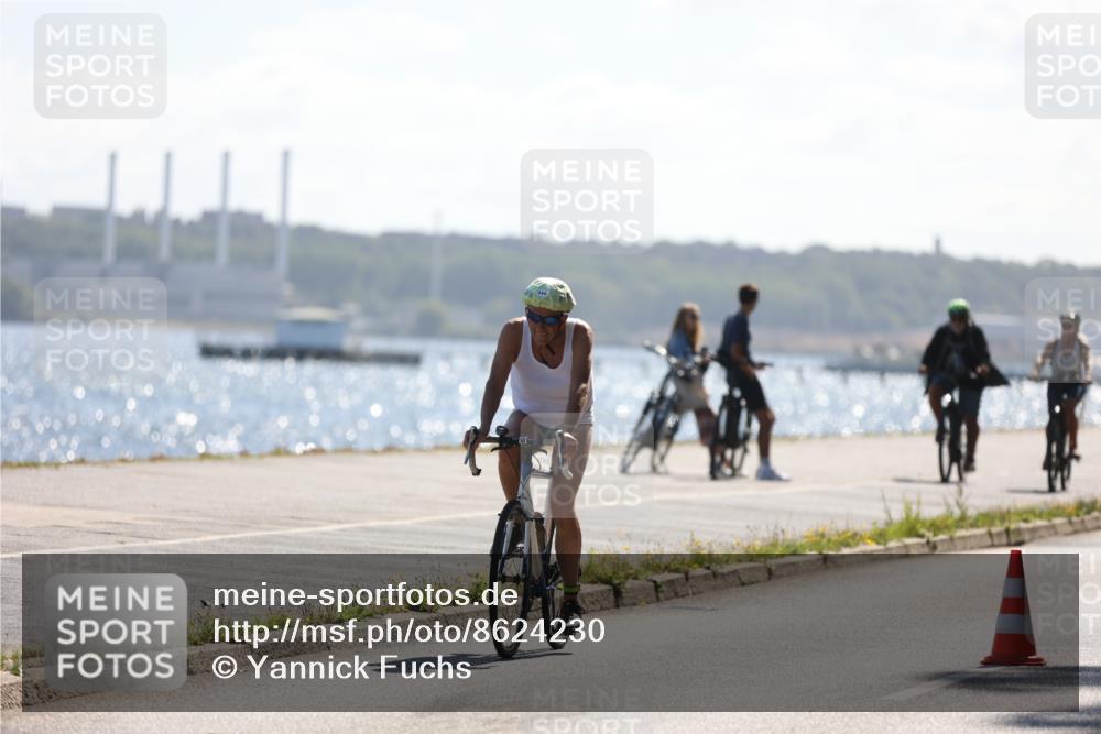 17.08.2025 - KN Förde Triathlon 2025 Yannick Fuchs http://msf.ph/oto/8624230 17.08.2025 11:26:55 Radfahren 294, 295, 346, 606, 609, 633, 359 meine-sportfotos.de