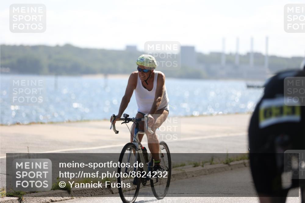 17.08.2025 - KN Förde Triathlon 2025 Yannick Fuchs http://msf.ph/oto/8624232 17.08.2025 11:26:56 Radfahren 294, 295, 346, 606, 609, 633, 359 meine-sportfotos.de