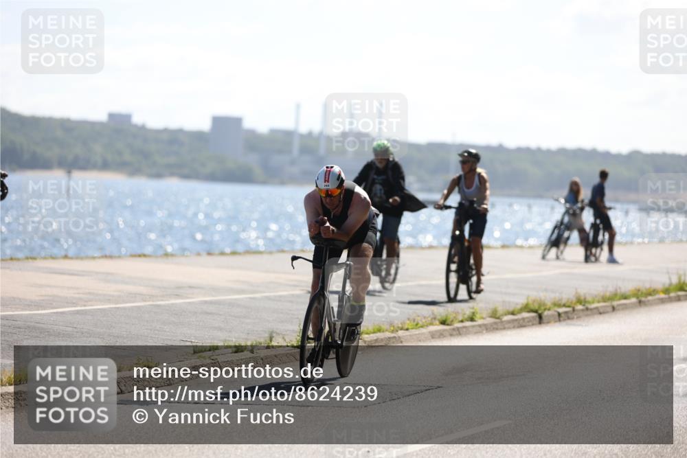 17.08.2025 - KN Förde Triathlon 2025 Yannick Fuchs http://msf.ph/oto/8624239 17.08.2025 11:27:00 Radfahren 294, 295, 346, 606, 625, 629, 346, 609, 633 meine-sportfotos.de