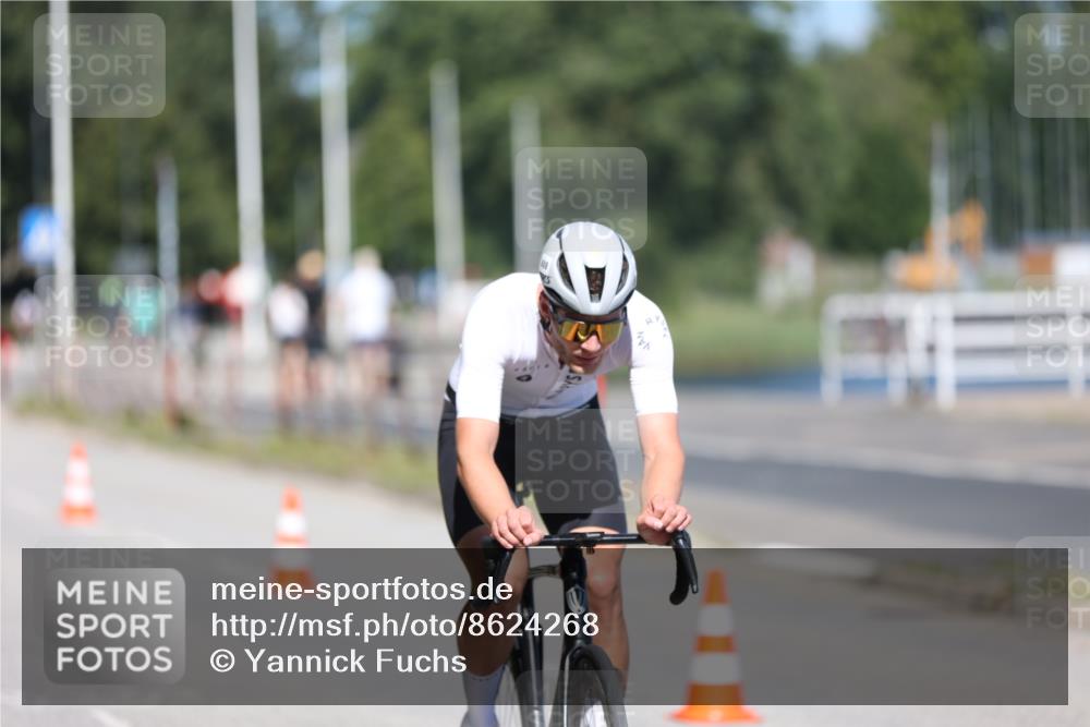 17.08.2025 - KN Förde Triathlon 2025 Yannick Fuchs http://msf.ph/oto/8624268 17.08.2025 11:27:37 Radfahren 299, 332, 361, 368, 608, 623, 628, 636, 310, 368, 622 meine-sportfotos.de