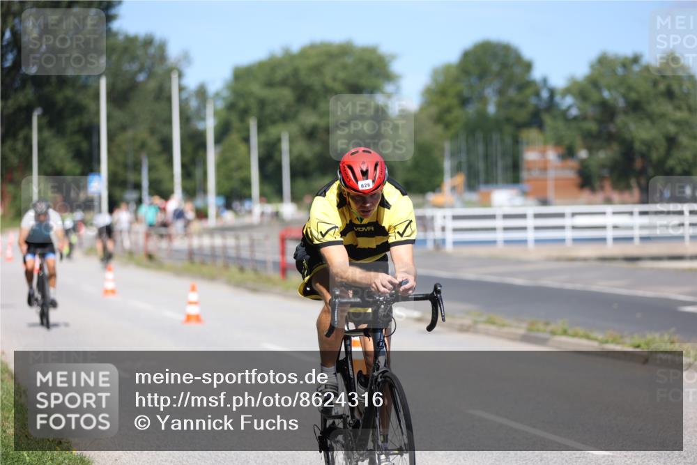 17.08.2025 - KN Förde Triathlon 2025 Yannick Fuchs http://msf.ph/oto/8624316 17.08.2025 11:28:06 Radfahren 297, 304, 369, 626, 264, 282, 320 meine-sportfotos.de