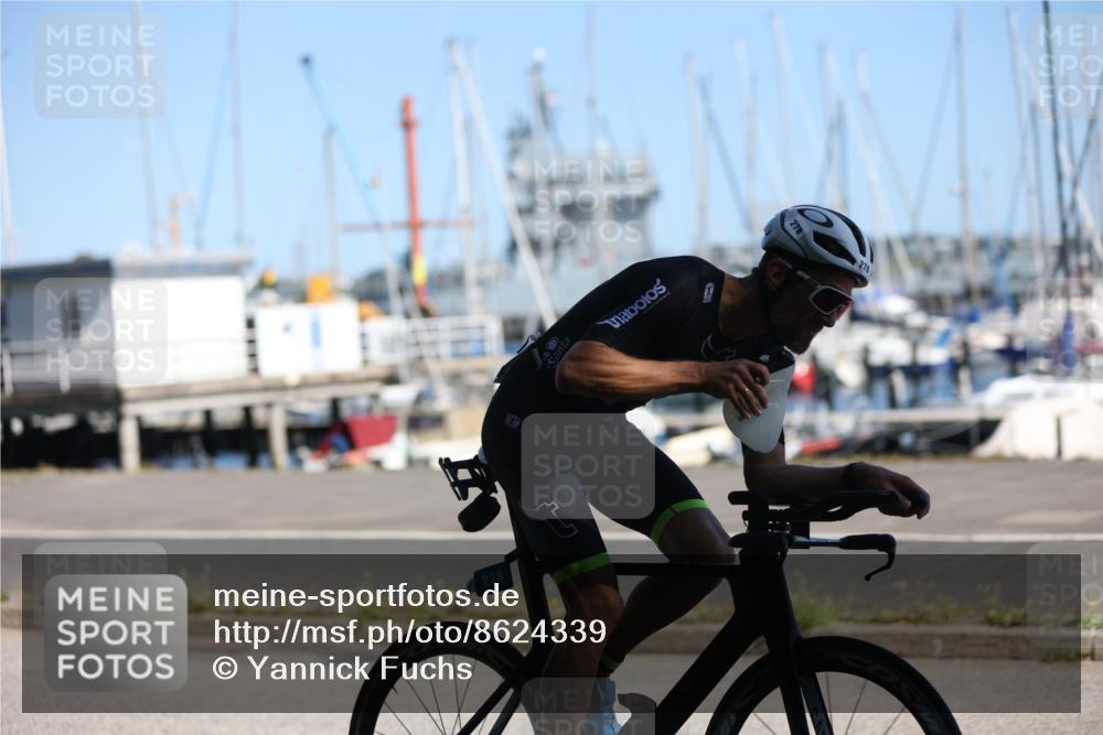 17.08.2025 - KN Förde Triathlon 2025 Yannick Fuchs http://msf.ph/oto/8624339 17.08.2025 11:30:22 Radfahren 272, 278, 338, 390, 602 meine-sportfotos.de