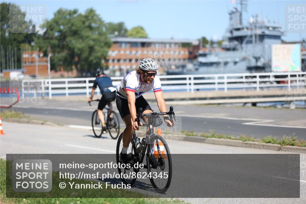17.08.2025 - KN Förde Triathlon 2025 Yannick Fuchs http://msf.ph/oto/8624345 17.08.2025 11:30:32 Radfahren 272, 279, 358, 338 meine-sportfotos.de