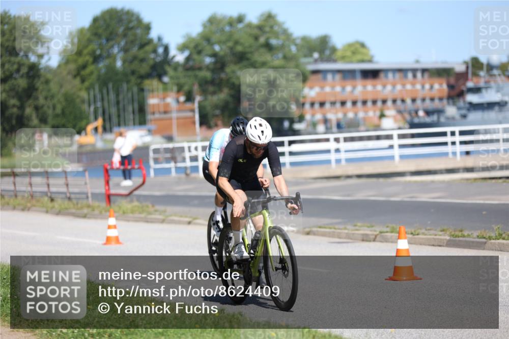 17.08.2025 - KN Förde Triathlon 2025 Yannick Fuchs http://msf.ph/oto/8624409 17.08.2025 11:31:35 Radfahren 265, 273, 283, 311, 321, 327, 331, 387, 603, 620, 265, 376, 605 meine-sportfotos.de