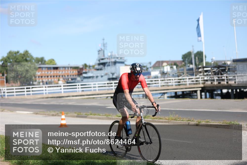 17.08.2025 - KN Förde Triathlon 2025 Yannick Fuchs http://msf.ph/oto/8624464 17.08.2025 11:32:04 Radfahren 272, 355, 390, 293, 343, 344, 385, 602 meine-sportfotos.de
