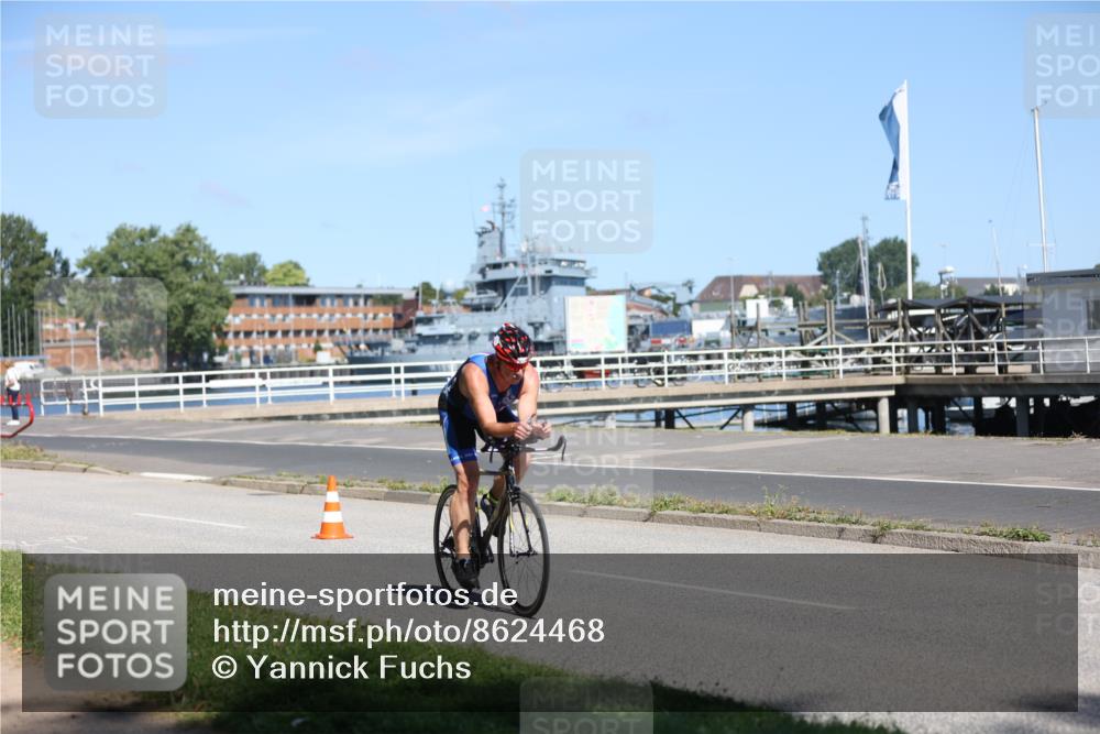 17.08.2025 - KN Förde Triathlon 2025 Yannick Fuchs http://msf.ph/oto/8624468 17.08.2025 11:32:05 Radfahren 272, 355, 390, 293, 343, 344, 385, 602 meine-sportfotos.de