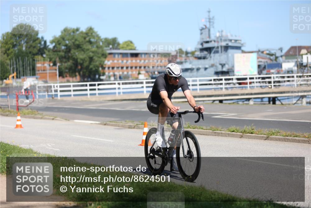 17.08.2025 - KN Förde Triathlon 2025 Yannick Fuchs http://msf.ph/oto/8624501 17.08.2025 11:32:35 Radfahren 263, 291, 324, 363, 375, 604, 375 meine-sportfotos.de