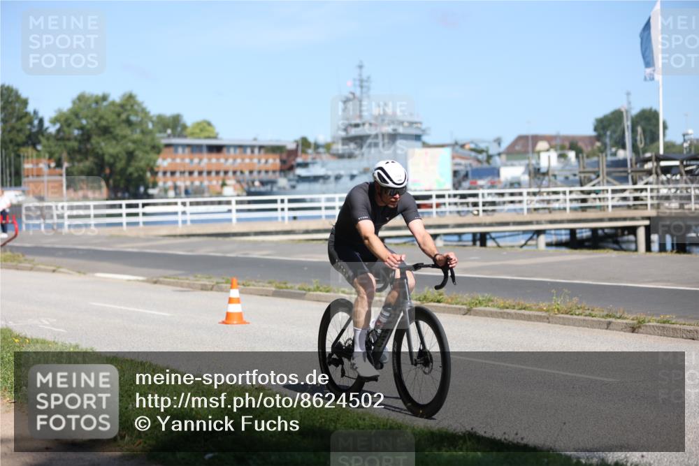 17.08.2025 - KN Förde Triathlon 2025 Yannick Fuchs http://msf.ph/oto/8624502 17.08.2025 11:32:35 Radfahren 263, 291, 324, 363, 375, 604, 375 meine-sportfotos.de