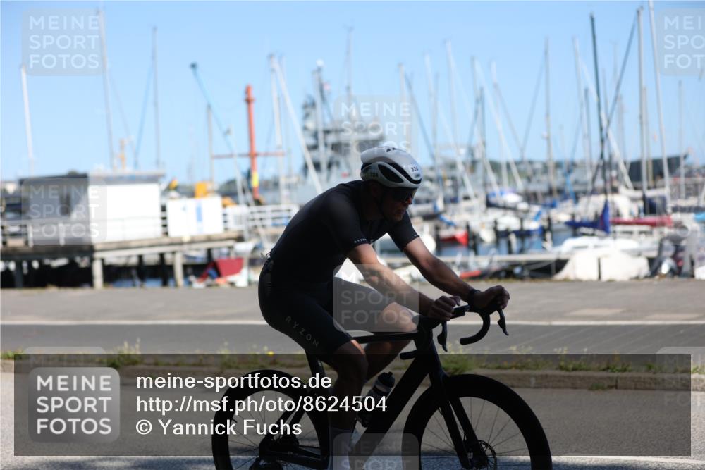 17.08.2025 - KN Förde Triathlon 2025 Yannick Fuchs http://msf.ph/oto/8624504 17.08.2025 11:32:35 Radfahren 263, 291, 324, 363, 375, 604, 375 meine-sportfotos.de