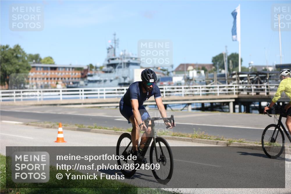 17.08.2025 - KN Förde Triathlon 2025 Yannick Fuchs http://msf.ph/oto/8624509 17.08.2025 11:32:48 Radfahren 325, 334, 348, 360, 365, 607, 263, 363, 365 meine-sportfotos.de