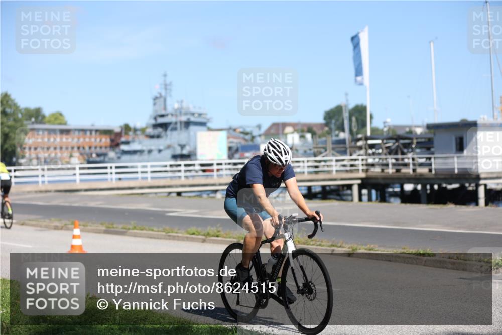 17.08.2025 - KN Förde Triathlon 2025 Yannick Fuchs http://msf.ph/oto/8624515 17.08.2025 11:32:50 Radfahren 302, 325, 334, 348, 360, 607, 263, 365 meine-sportfotos.de