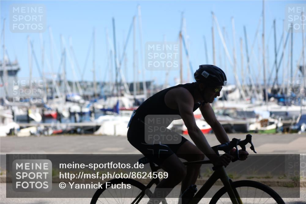 17.08.2025 - KN Förde Triathlon 2025 Yannick Fuchs http://msf.ph/oto/8624569 17.08.2025 11:33:23 Radfahren 280, 284, 296, 327, 329, 339, 341, 350, 601, 642, 273 meine-sportfotos.de