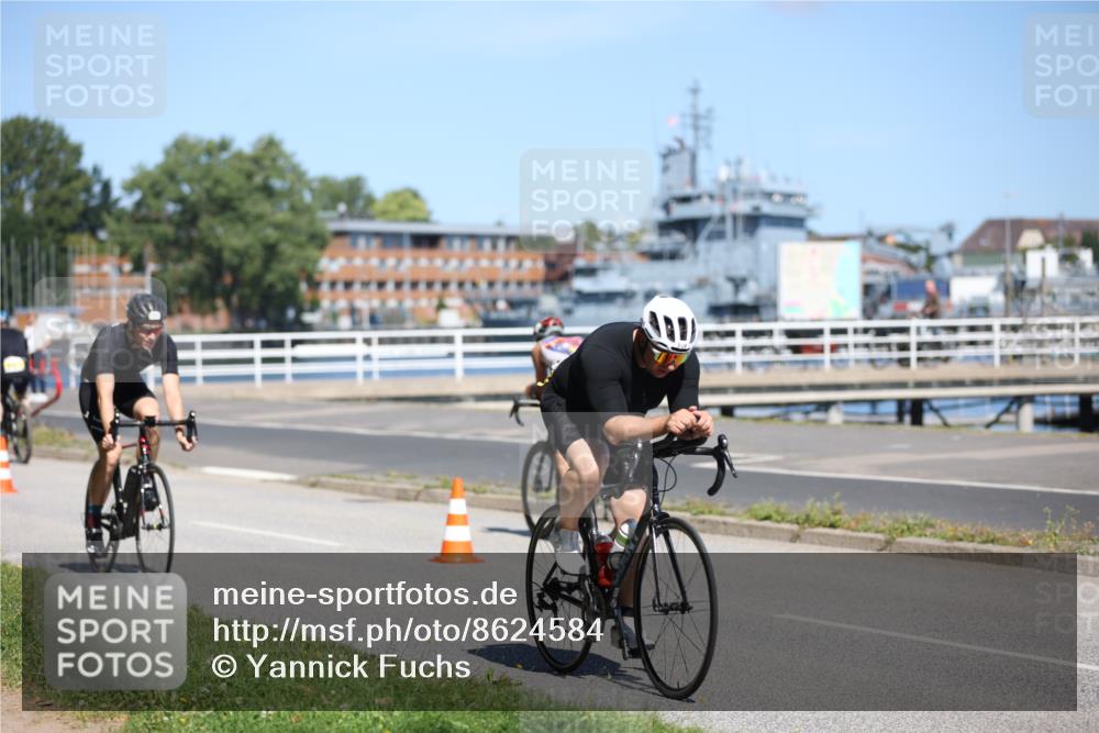 17.08.2025 - KN Förde Triathlon 2025 Yannick Fuchs http://msf.ph/oto/8624584 17.08.2025 11:33:30 Radfahren 280, 284, 311, 329, 339, 341, 350, 371, 374, 633, 642, 280, 284, 296, 327, 601 meine-sportfotos.de