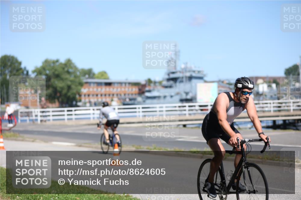 17.08.2025 - KN Förde Triathlon 2025 Yannick Fuchs http://msf.ph/oto/8624605 17.08.2025 11:33:40 Radfahren 293, 306, 343, 356, 374, 389, 613, 638, 311, 339, 341, 371, 633 meine-sportfotos.de