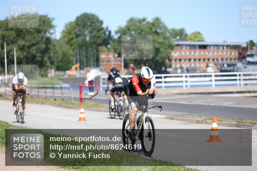 17.08.2025 - KN Förde Triathlon 2025 Yannick Fuchs http://msf.ph/oto/8624619 17.08.2025 11:33:45 Radfahren 281, 288, 293, 306, 356, 370, 389, 293, 343, 371, 374, 613, 638 meine-sportfotos.de