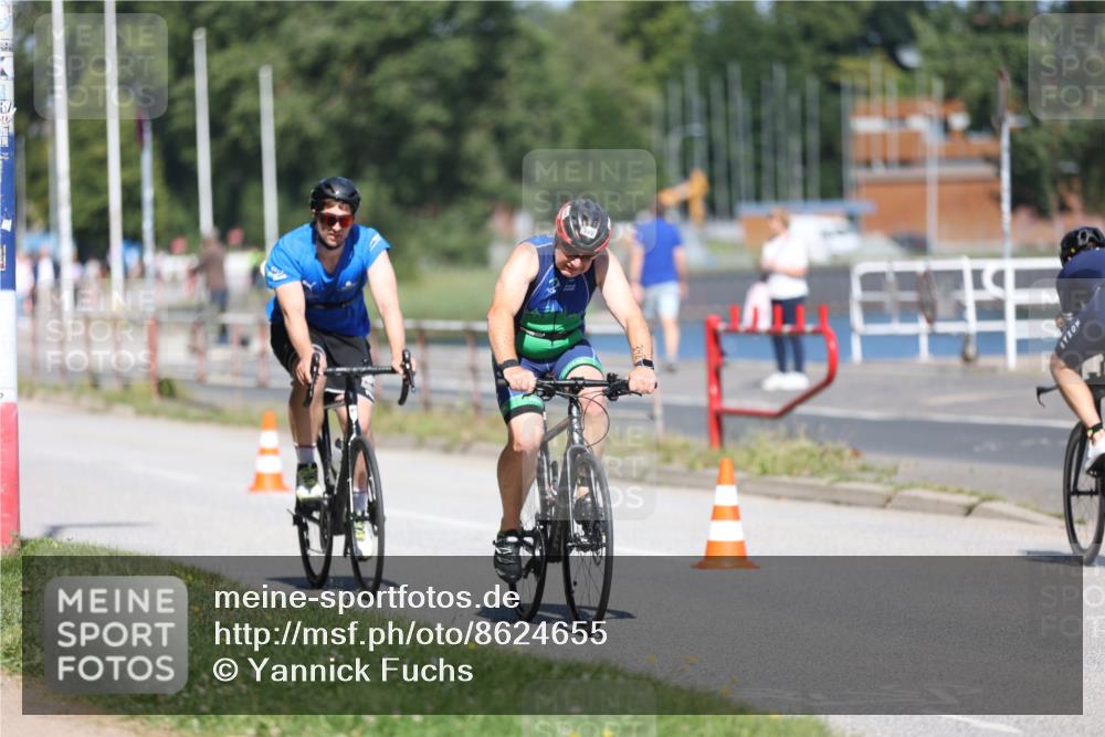 17.08.2025 - KN Förde Triathlon 2025 Yannick Fuchs http://msf.ph/oto/8624655 17.08.2025 11:34:38 Radfahren 309, 328, 348, 360, 363, 365, 608, 616, 632, 300, 375 meine-sportfotos.de