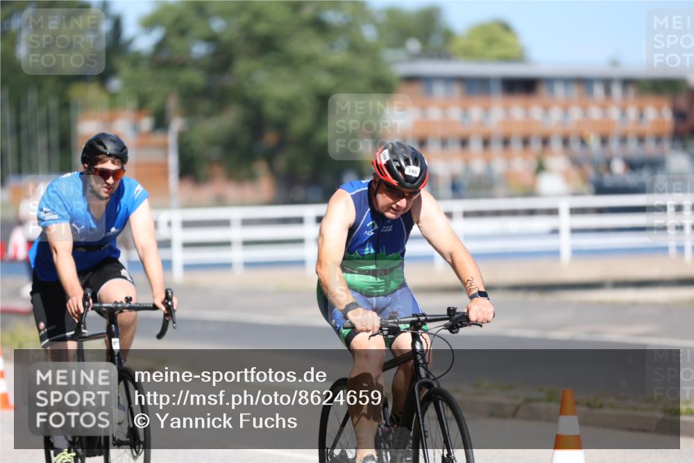 17.08.2025 - KN Förde Triathlon 2025 Yannick Fuchs http://msf.ph/oto/8624659 17.08.2025 11:34:39 Radfahren 303, 309, 328, 348, 360, 363, 365, 608, 616, 632, 300, 375 meine-sportfotos.de