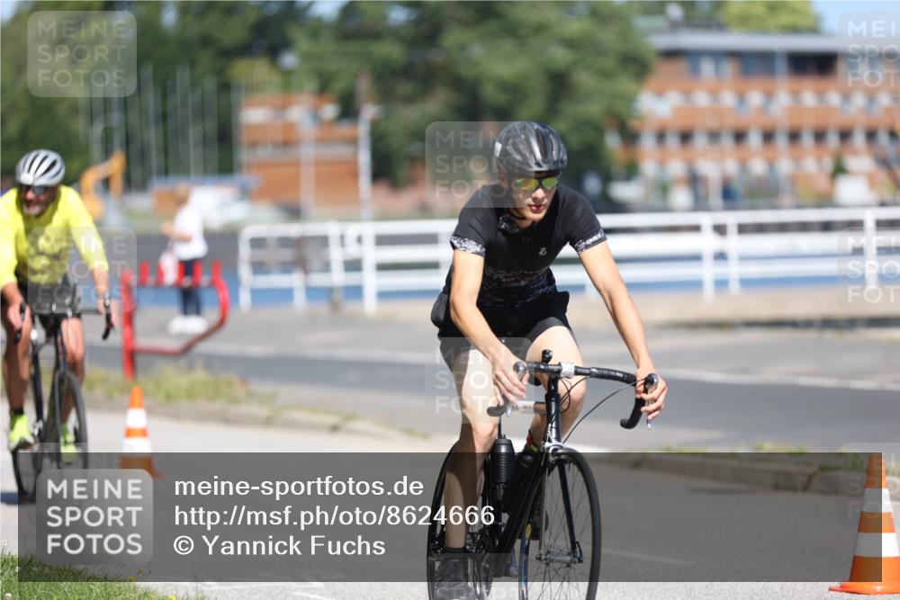 17.08.2025 - KN Förde Triathlon 2025 Yannick Fuchs http://msf.ph/oto/8624666 17.08.2025 11:34:42 Radfahren 303, 309, 328, 348, 354, 360, 363, 365, 608, 616, 300, 632 meine-sportfotos.de