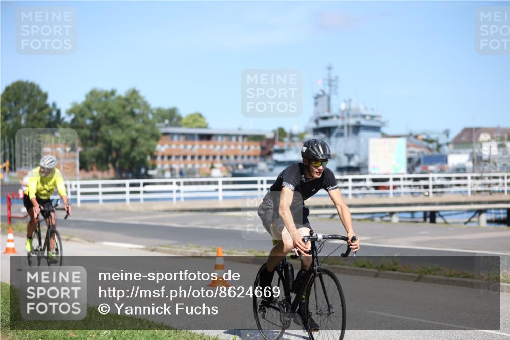 17.08.2025 - KN Förde Triathlon 2025 Yannick Fuchs http://msf.ph/oto/8624669 17.08.2025 11:34:42 Radfahren 303, 309, 328, 348, 354, 360, 363, 365, 608, 616, 300, 632 meine-sportfotos.de