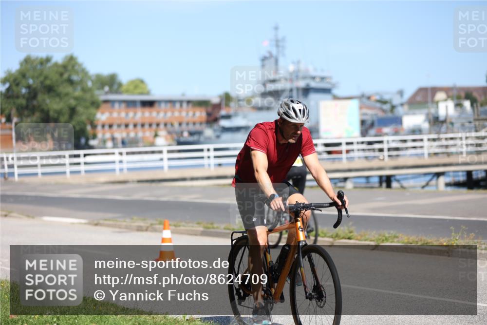 17.08.2025 - KN Förde Triathlon 2025 Yannick Fuchs http://msf.ph/oto/8624709 17.08.2025 11:35:14 Radfahren 329, 345, 350, 371, 374, 601, 610, 613, 638, 617 meine-sportfotos.de