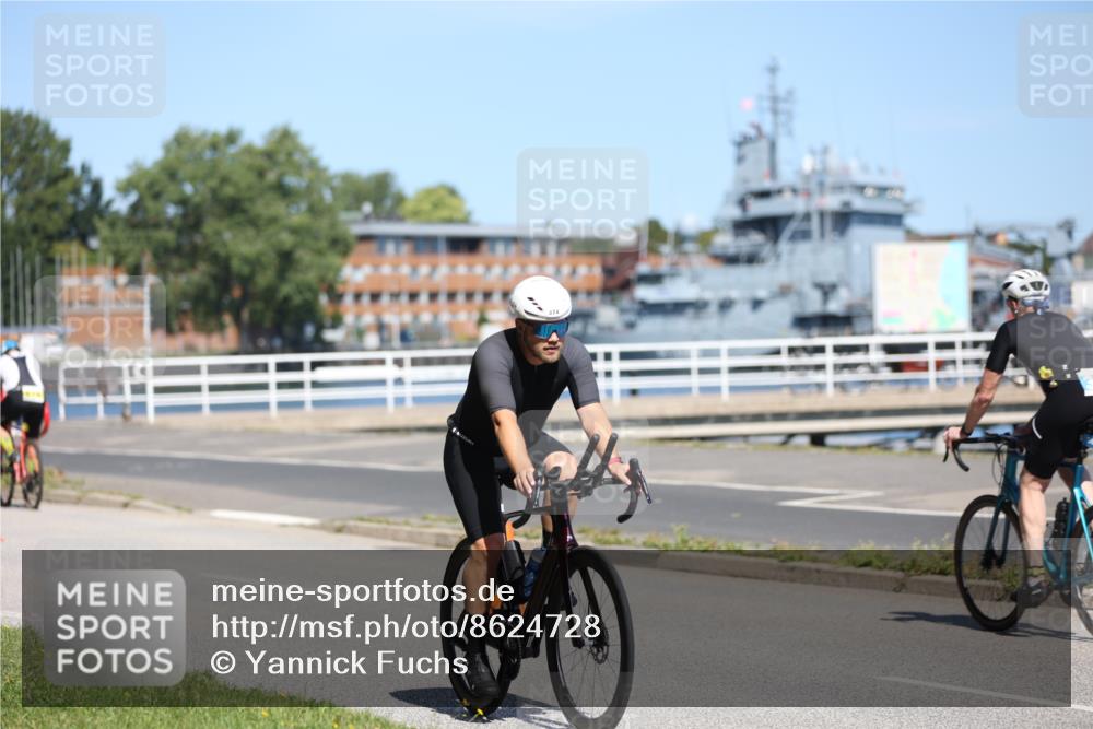 17.08.2025 - KN Förde Triathlon 2025 Yannick Fuchs http://msf.ph/oto/8624728 17.08.2025 11:35:21 Radfahren 323, 371, 374, 601, 613, 638, 329, 345, 350, 610, 638 meine-sportfotos.de
