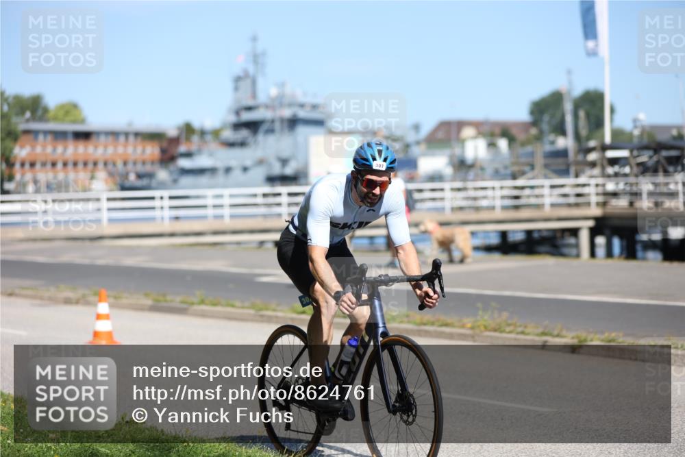 17.08.2025 - KN Förde Triathlon 2025 Yannick Fuchs http://msf.ph/oto/8624761 17.08.2025 11:35:44 Radfahren 307, 310, 330, 380, 384, 609, 308, 310, 373, 614, 629 meine-sportfotos.de