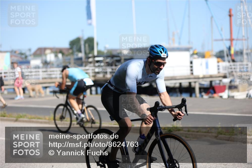17.08.2025 - KN Förde Triathlon 2025 Yannick Fuchs http://msf.ph/oto/8624763 17.08.2025 11:35:44 Radfahren 307, 310, 330, 380, 384, 609, 308, 310, 373, 614, 629 meine-sportfotos.de