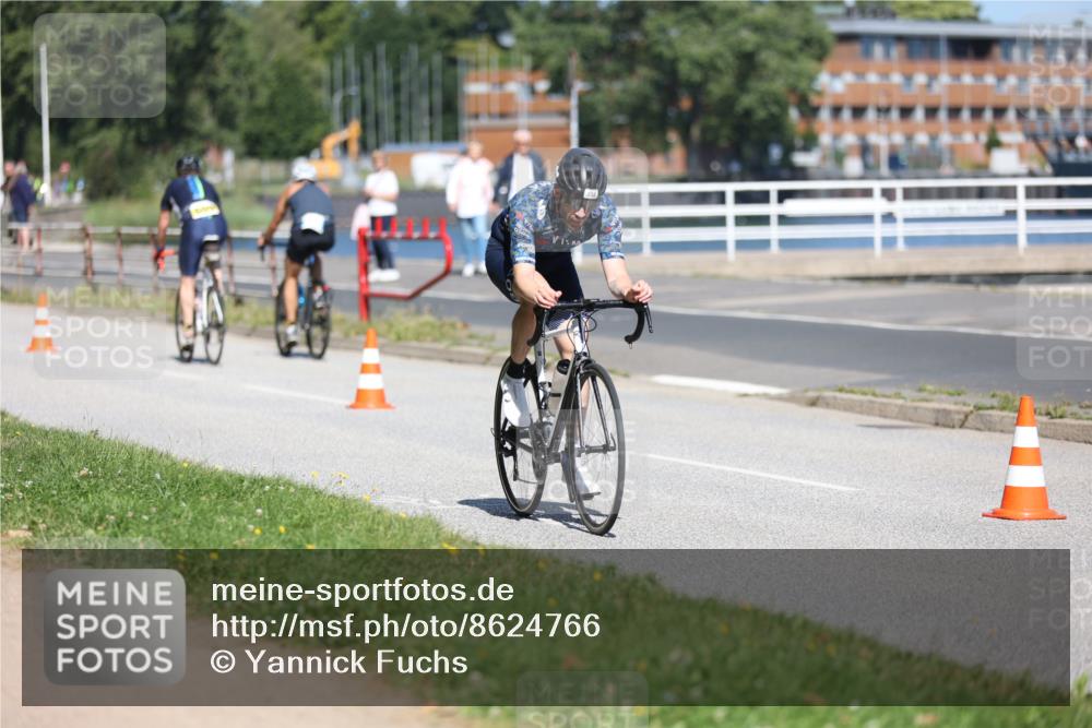 17.08.2025 - KN Förde Triathlon 2025 Yannick Fuchs http://msf.ph/oto/8624766 17.08.2025 11:35:48 Radfahren 330, 384, 307, 310, 380, 609 meine-sportfotos.de