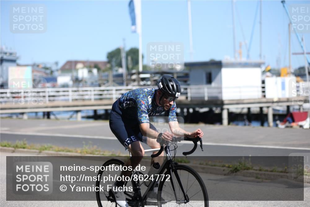 17.08.2025 - KN Förde Triathlon 2025 Yannick Fuchs http://msf.ph/oto/8624772 17.08.2025 11:35:49 Radfahren 330, 384, 307, 310, 380, 609 meine-sportfotos.de