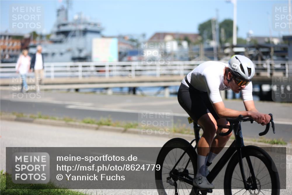 17.08.2025 - KN Förde Triathlon 2025 Yannick Fuchs http://msf.ph/oto/8624779 17.08.2025 11:36:05 Radfahren 300, 326, 352, 608, 612, 635, 368 meine-sportfotos.de