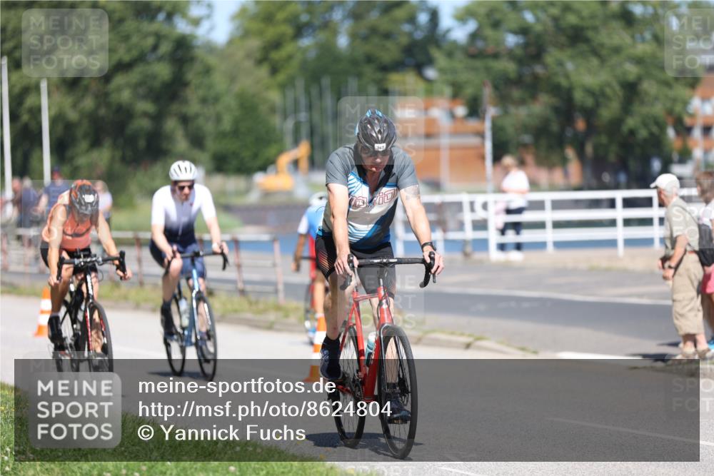 17.08.2025 - KN Förde Triathlon 2025 Yannick Fuchs http://msf.ph/oto/8624804 17.08.2025 11:36:17 Radfahren 309, 328, 367, 622, 630, 639, 326, 352, 612, 635 meine-sportfotos.de