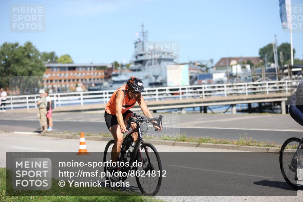 17.08.2025 - KN Förde Triathlon 2025 Yannick Fuchs http://msf.ph/oto/8624812 17.08.2025 11:36:19 Radfahren 285, 303, 328, 351, 367, 622, 630, 639, 309, 326, 352, 635 meine-sportfotos.de