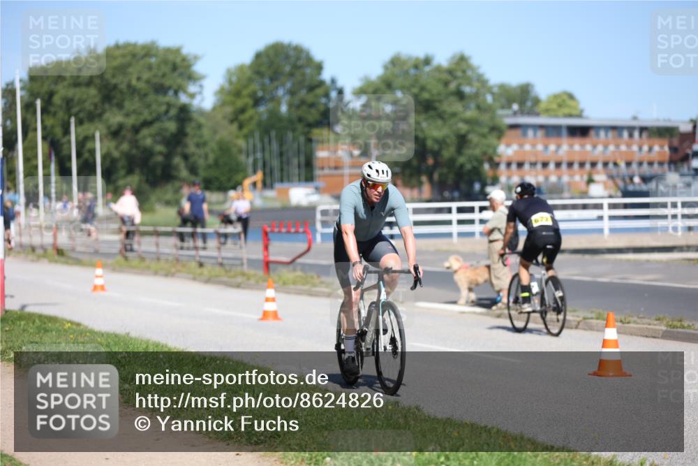 17.08.2025 - KN Förde Triathlon 2025 Yannick Fuchs http://msf.ph/oto/8624826 17.08.2025 11:36:30 Radfahren 285, 295, 297, 303, 351, 353, 354, 618, 621, 623, 643, 285, 303, 622 meine-sportfotos.de