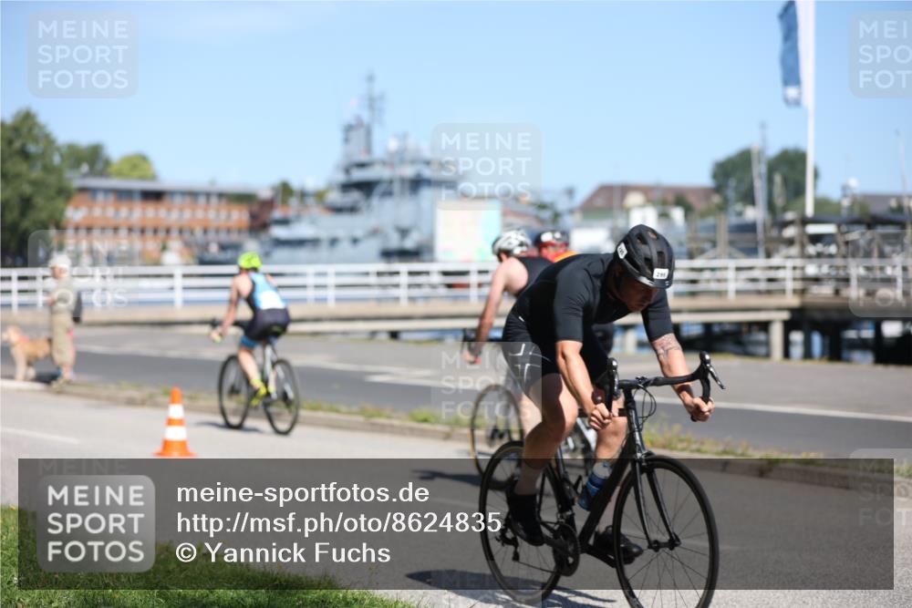 17.08.2025 - KN Förde Triathlon 2025 Yannick Fuchs http://msf.ph/oto/8624835 17.08.2025 11:36:33 Radfahren 295, 297, 353, 354, 618, 623, 643, 285, 303, 351, 618, 621, 622 meine-sportfotos.de