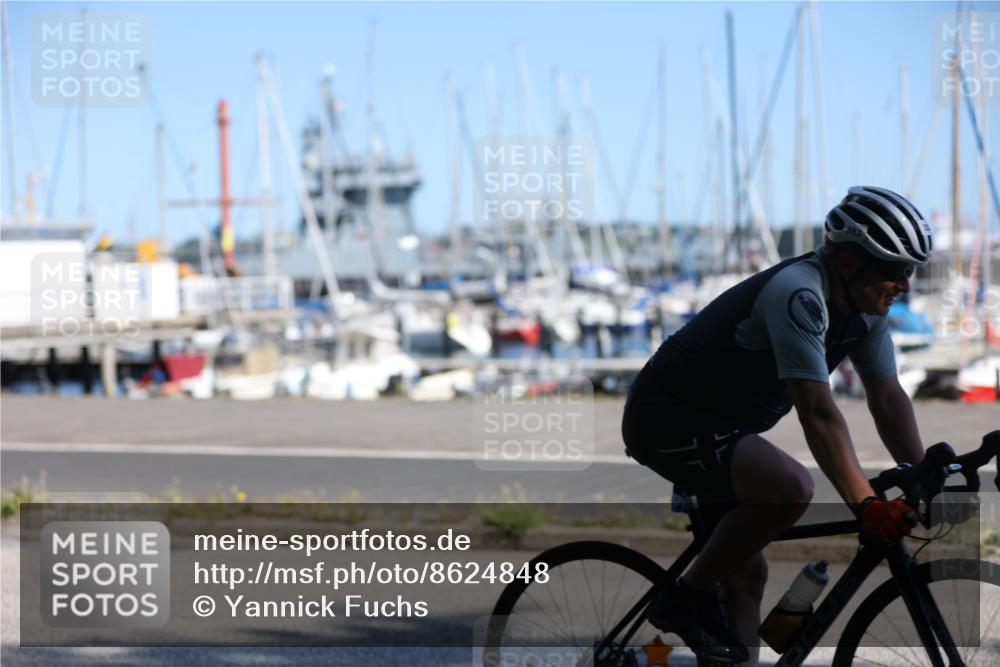 17.08.2025 - KN Förde Triathlon 2025 Yannick Fuchs http://msf.ph/oto/8624848 17.08.2025 11:36:37 Radfahren 353, 354, 372, 619, 623, 625, 295, 297, 351, 618, 621, 643 meine-sportfotos.de