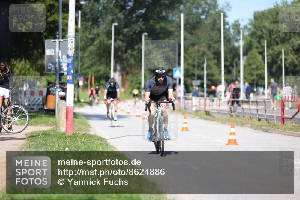 17.08.2025 - KN Förde Triathlon 2025 Yannick Fuchs http://msf.ph/oto/8624886 17.08.2025 11:37:18 Radfahren 310, 373, 377, 609, 615, 629, 310, 629 meine-sportfotos.de