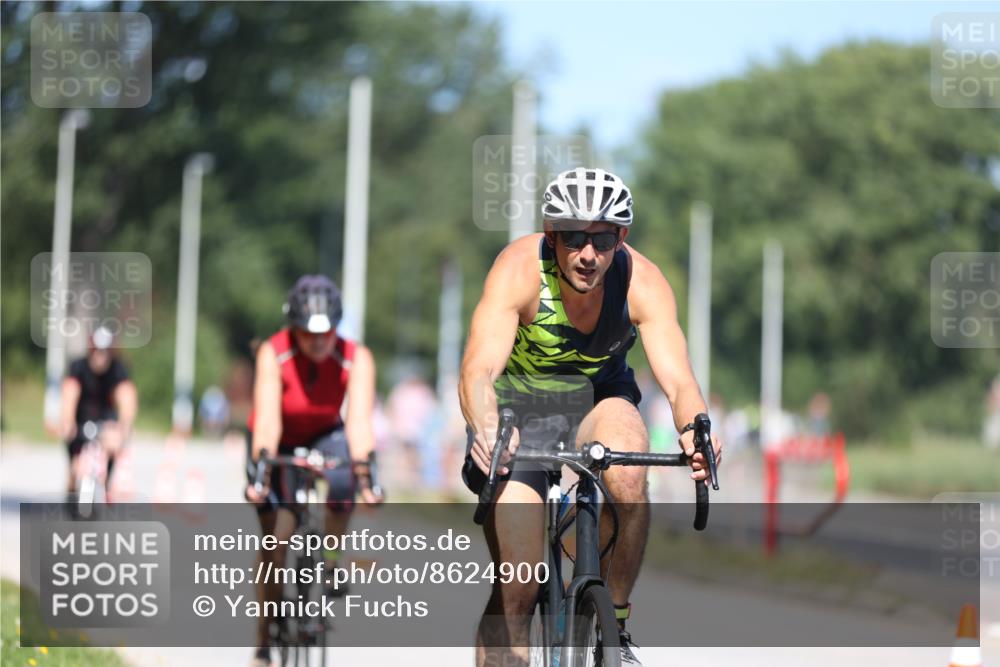 17.08.2025 - KN Förde Triathlon 2025 Yannick Fuchs http://msf.ph/oto/8624900 17.08.2025 11:37:28 Radfahren 308, 332, 368, 377, 380, 606, 614, 373, 609, 615 meine-sportfotos.de