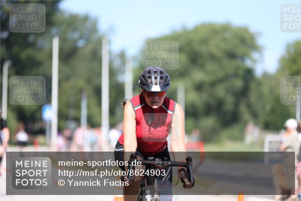 17.08.2025 - KN Förde Triathlon 2025 Yannick Fuchs http://msf.ph/oto/8624903 17.08.2025 11:37:29 Radfahren 308, 332, 368, 377, 380, 606, 614, 373, 377, 609, 615 meine-sportfotos.de