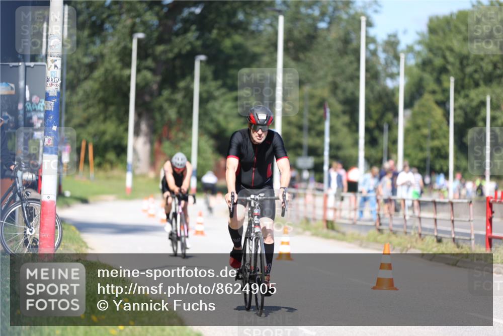 17.08.2025 - KN Förde Triathlon 2025 Yannick Fuchs http://msf.ph/oto/8624905 17.08.2025 11:37:31 Radfahren 308, 332, 368, 380, 606, 614, 377, 609 meine-sportfotos.de