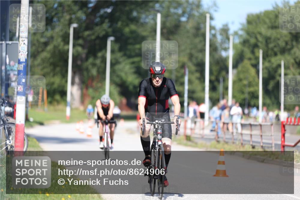 17.08.2025 - KN Förde Triathlon 2025 Yannick Fuchs http://msf.ph/oto/8624906 17.08.2025 11:37:31 Radfahren 308, 332, 368, 380, 606, 614, 377, 609 meine-sportfotos.de