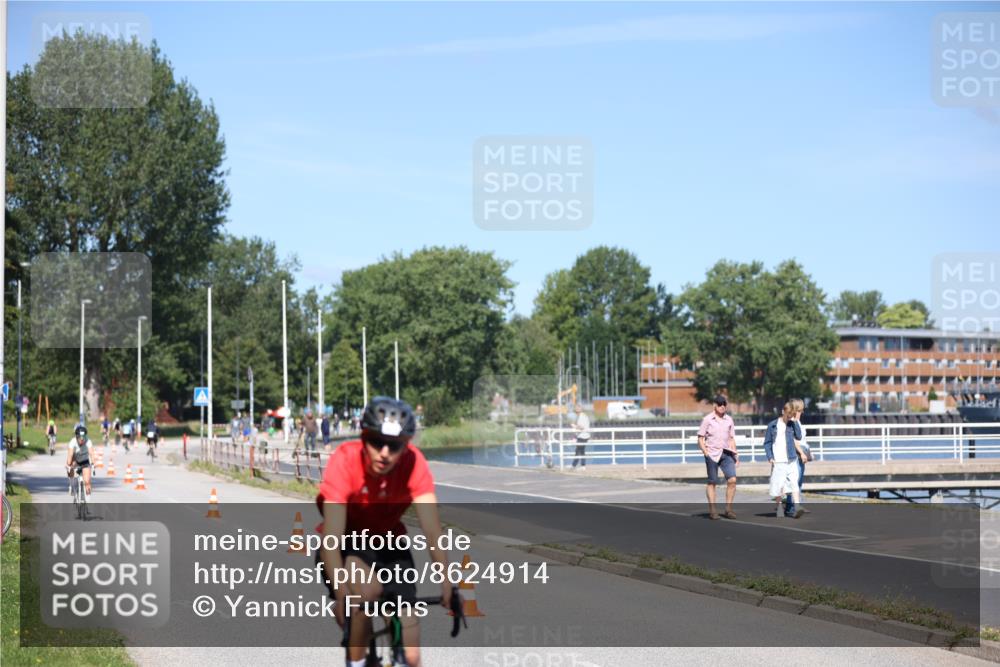 17.08.2025 - KN Förde Triathlon 2025 Yannick Fuchs http://msf.ph/oto/8624914 17.08.2025 11:38:18 Radfahren 299, 621, 623, 297, 618 meine-sportfotos.de