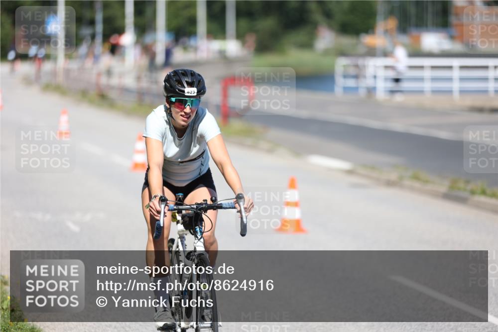 17.08.2025 - KN Förde Triathlon 2025 Yannick Fuchs http://msf.ph/oto/8624916 17.08.2025 11:38:22 Radfahren 299, 623, 621 meine-sportfotos.de