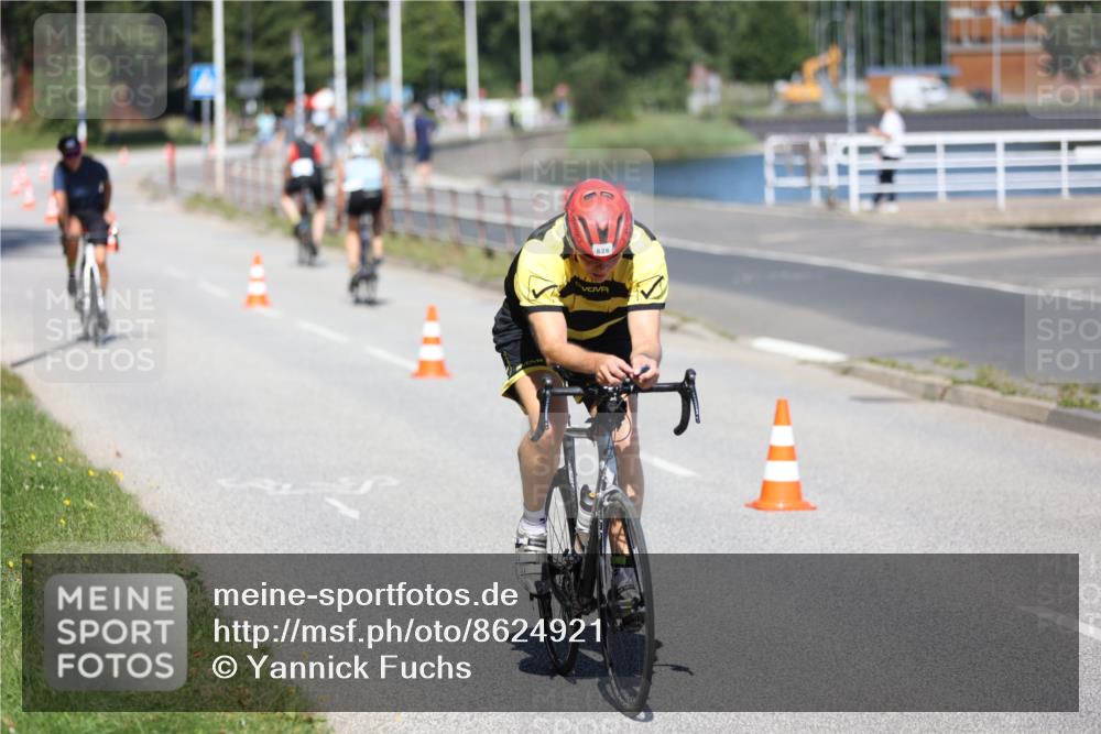 17.08.2025 - KN Förde Triathlon 2025 Yannick Fuchs http://msf.ph/oto/8624921 17.08.2025 11:38:48 Radfahren 282, 304, 615, 626, 627, 335, 340 meine-sportfotos.de