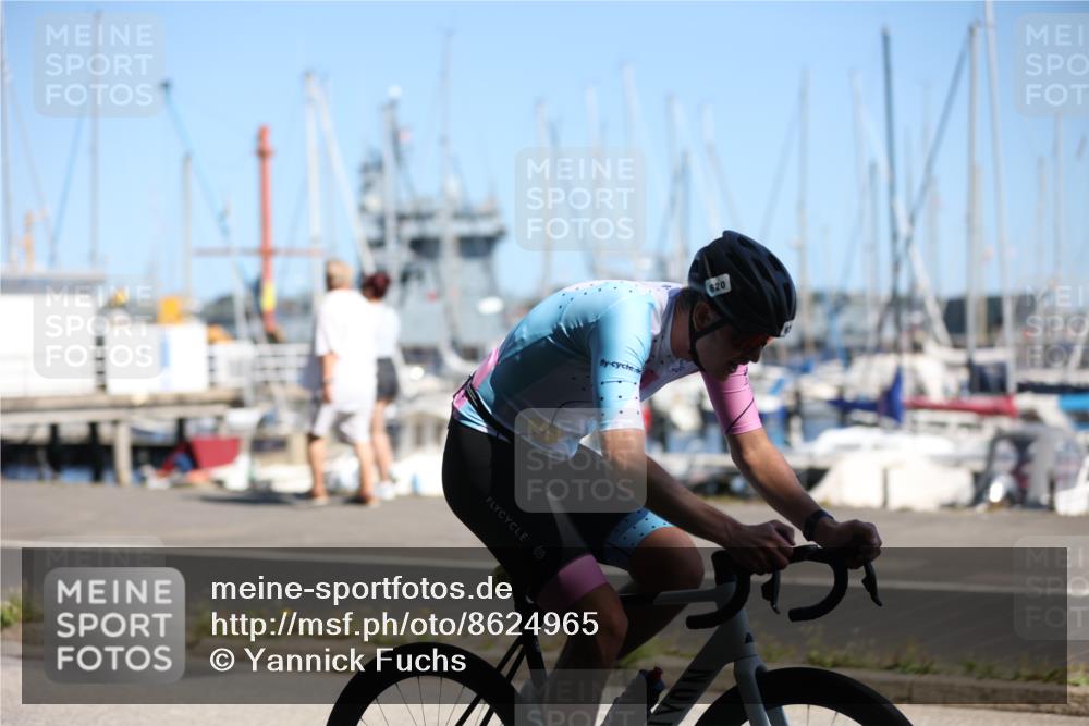 17.08.2025 - KN Förde Triathlon 2025 Yannick Fuchs http://msf.ph/oto/8624965 17.08.2025 11:40:31 Radfahren 304, 316, 335, 605, 620 meine-sportfotos.de